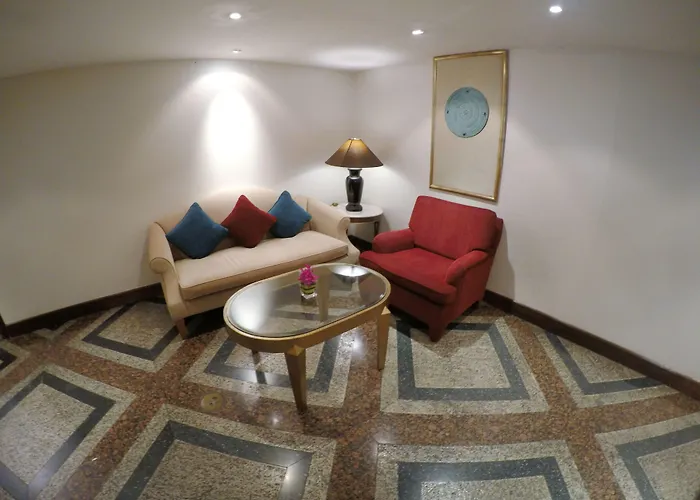 City Lodge Bangkok בנגקוק